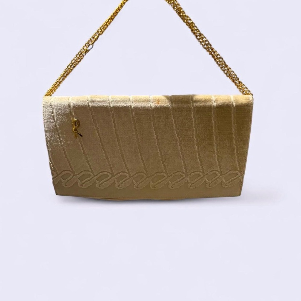 Luxurious Gold Chain Clutch